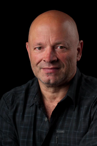 portret Peter Schwind